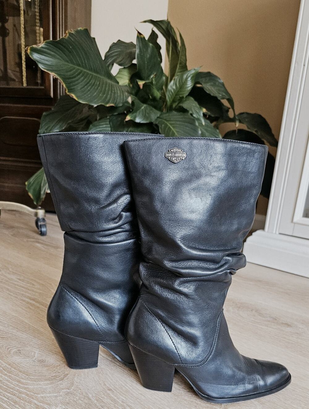 Harley Davidson Women’s 6M Black Leather Slouch Boots Pointed Toe Heeled Biker